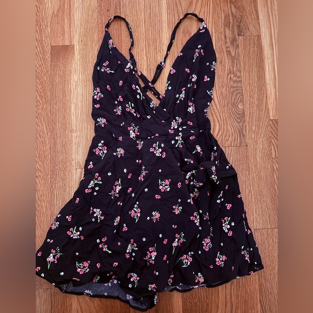 Free people floral wrap front romper size 0/XS